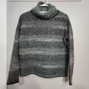 Max Studio Knit Turtleneck Sweater XS Pullover Loose Fit Shades of Green Gray